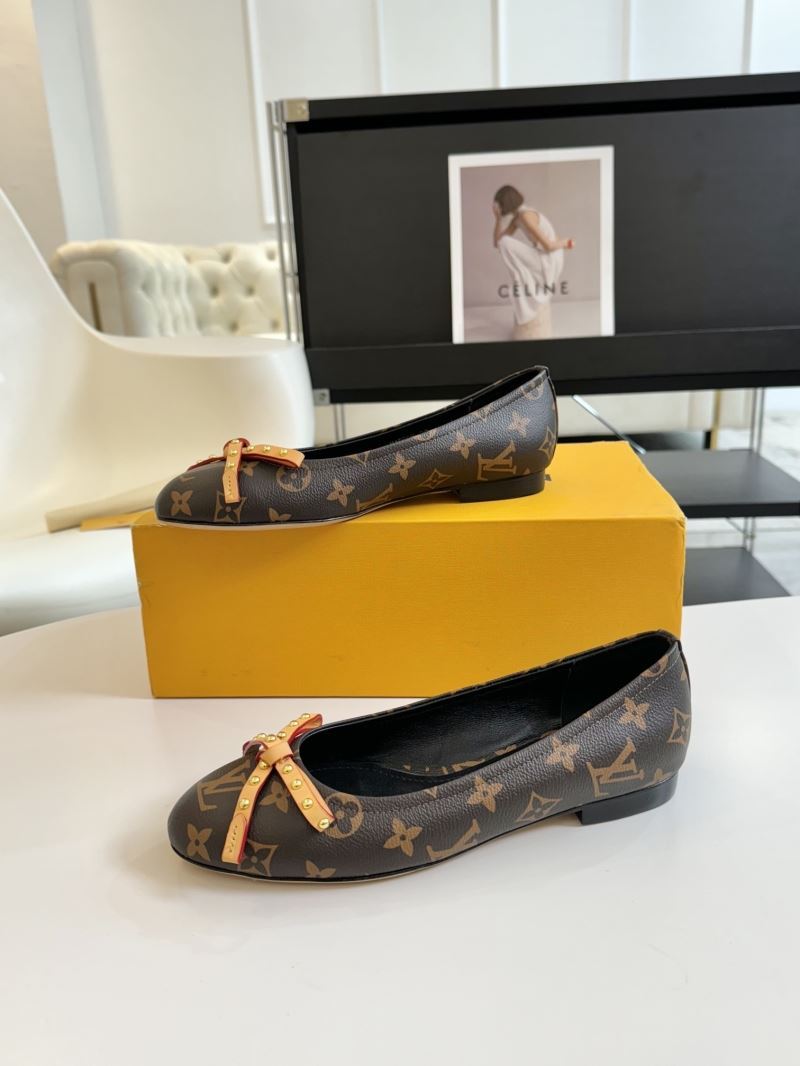 Louis Vuitton Flat Shoes